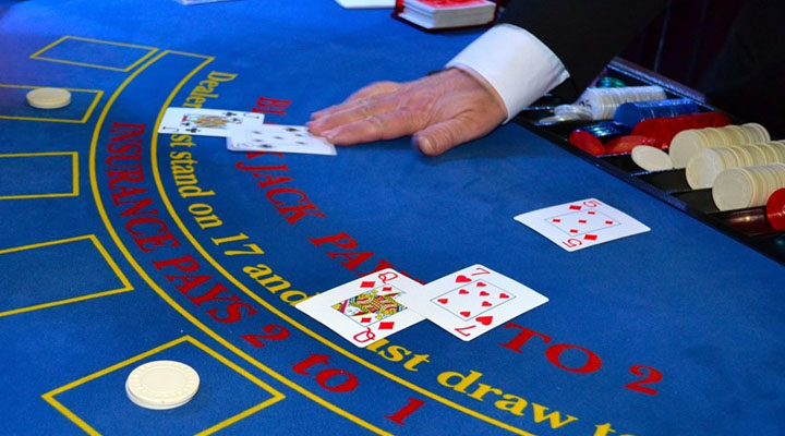 Single Deck Blackjack chez Luxury Casino